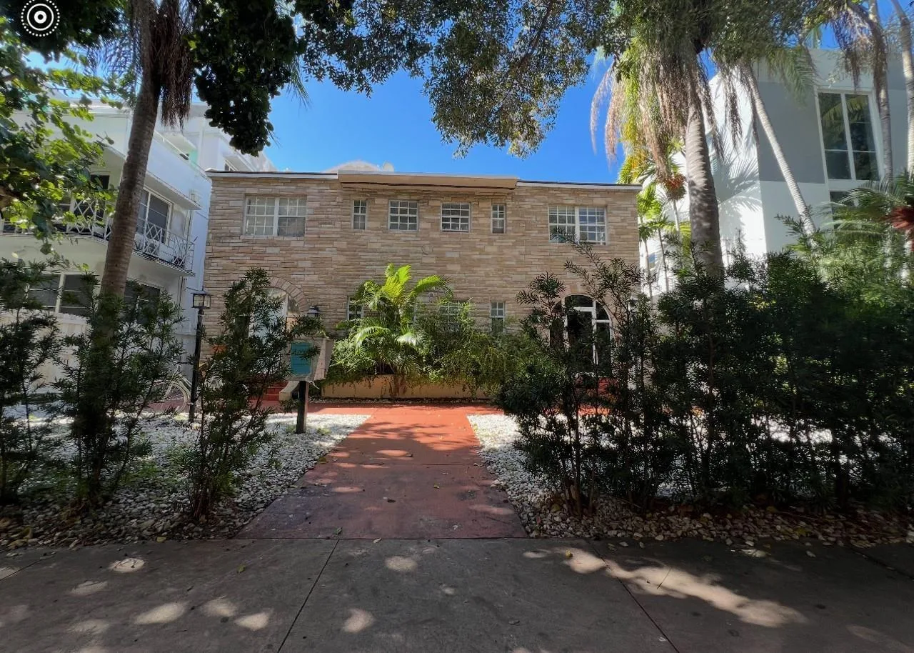 828 Pennsylvania Avenue, Miami Beach, FL 33139