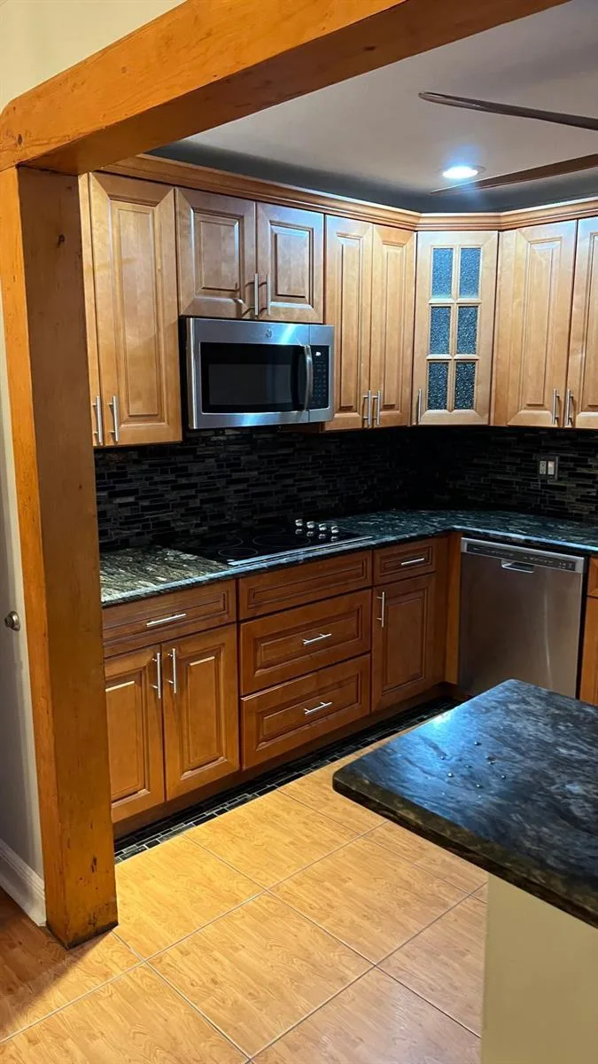 379 SW 34th Terrace, Deerfield Beach, FL 33442 photo 8