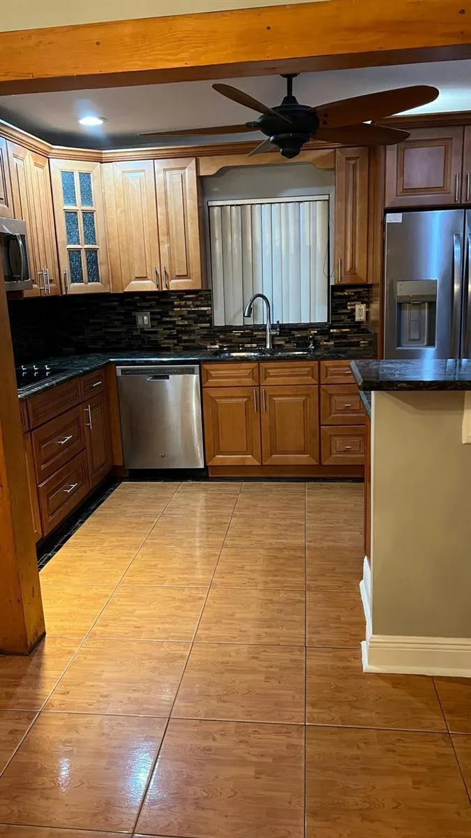 379 SW 34th Terrace, Deerfield Beach, FL 33442 photo 9
