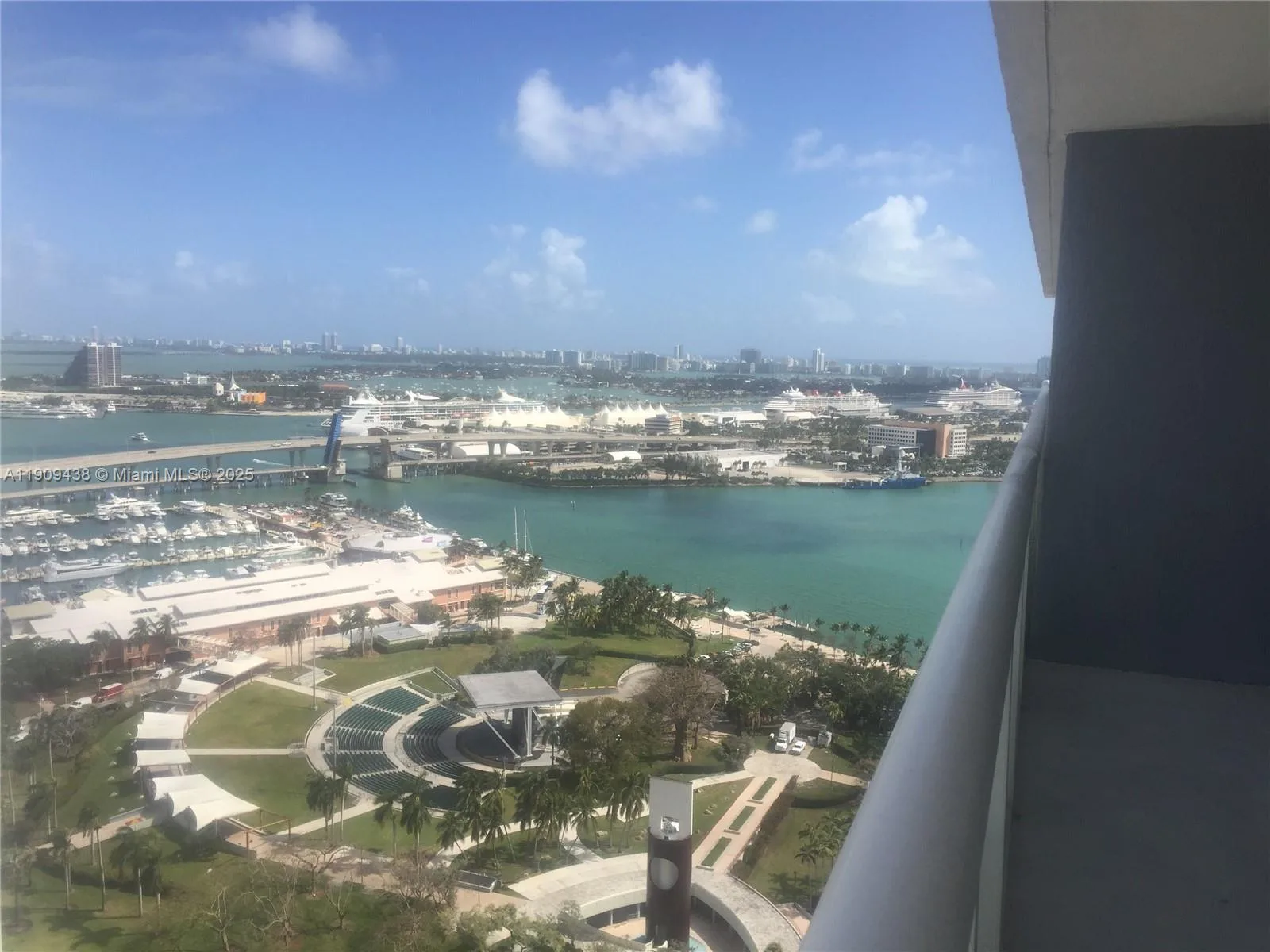 50 Biscayne Blvd # 3101, Miami, FL 33132