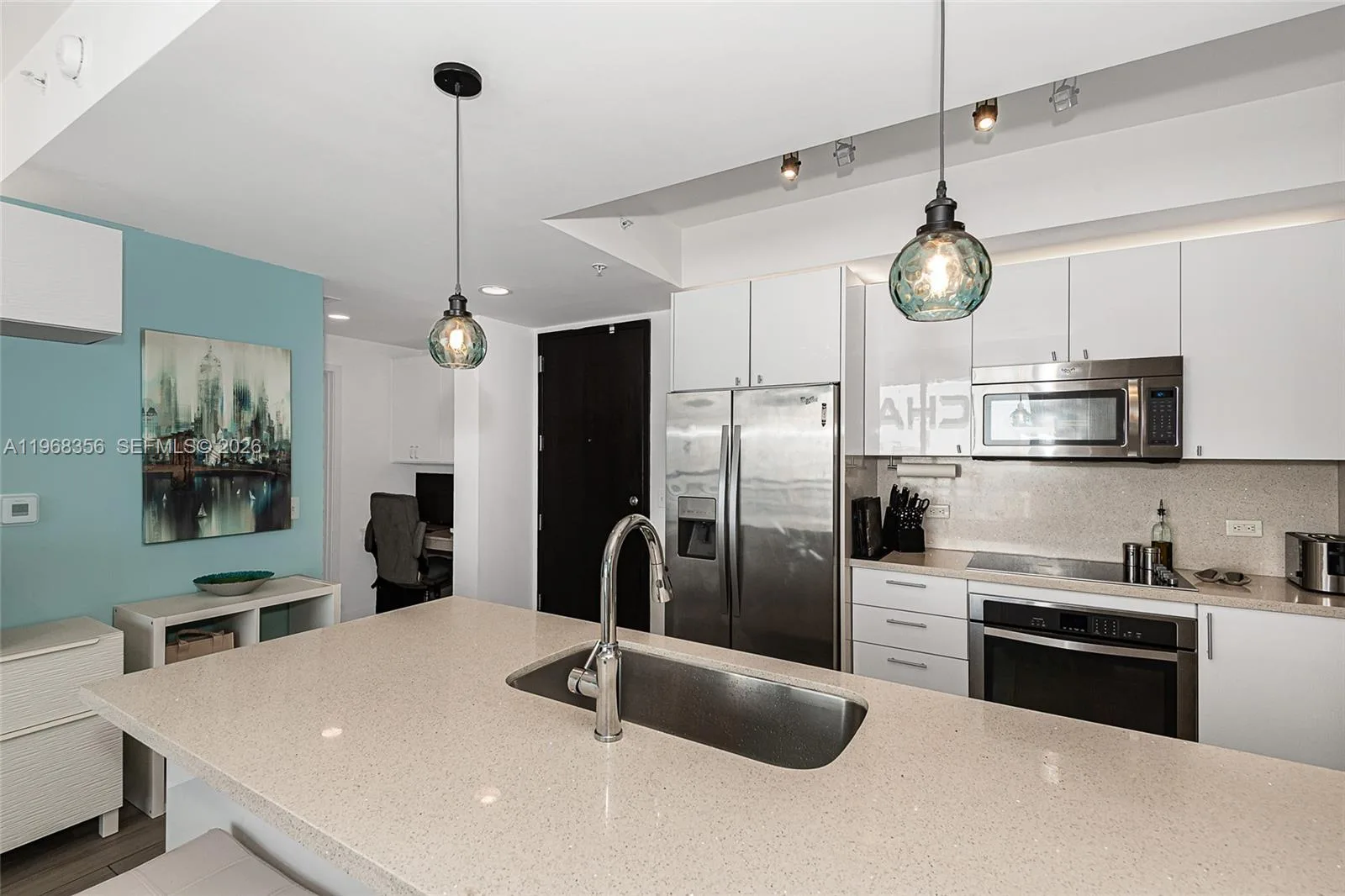 999 SW 1st Ave # 3215, Miami, FL 33130 photo 10