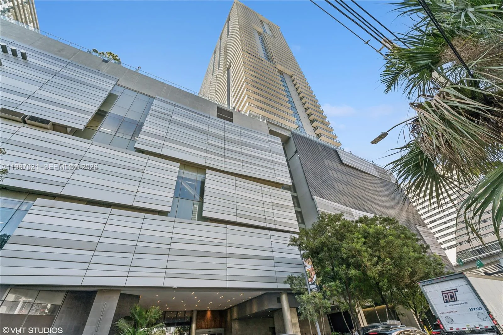 88 SW 7th St # 1804, Miami, FL 33130