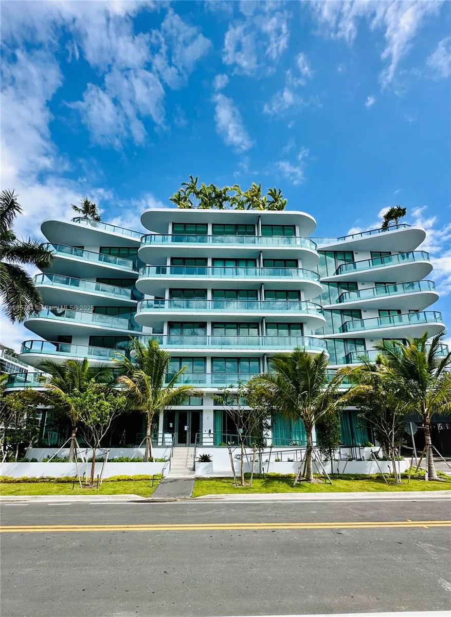 9901 W Bay Harbor # 505, Bay Harbor Islands, FL 33154