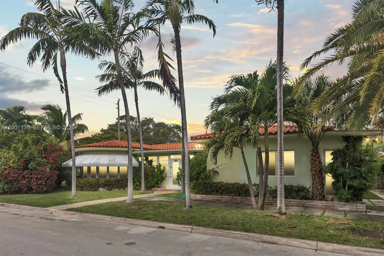 625 93rd St, Surfside, FL 33154
