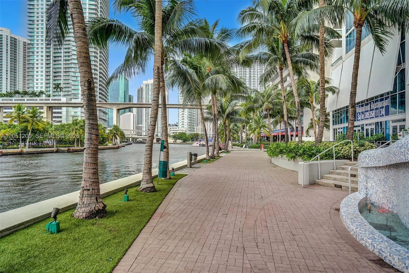 185 SW 7th St # 2603, Miami, FL 33130 photo 8
