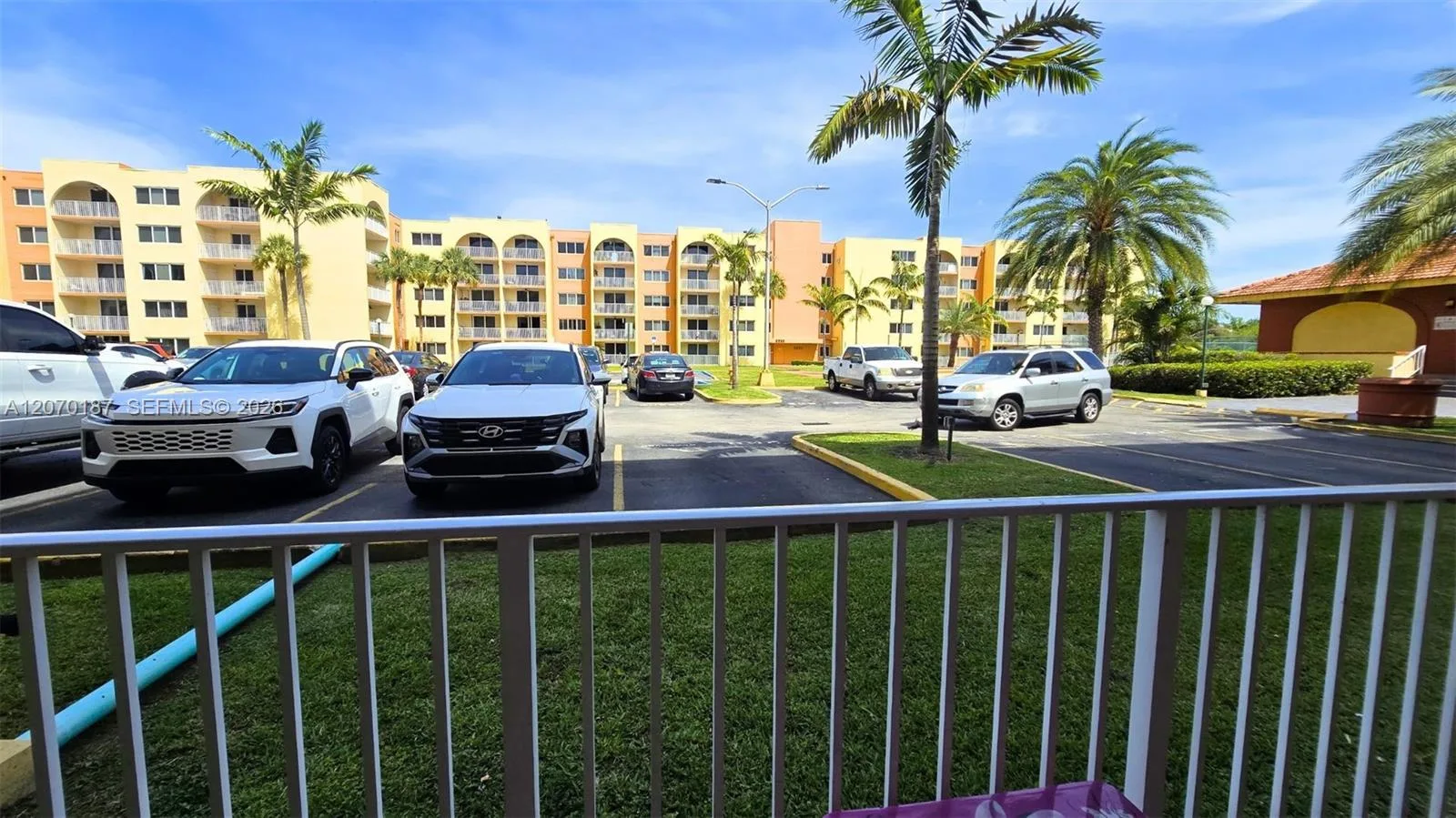 6990 NW 186th St # 4-111, Hialeah, FL 33015