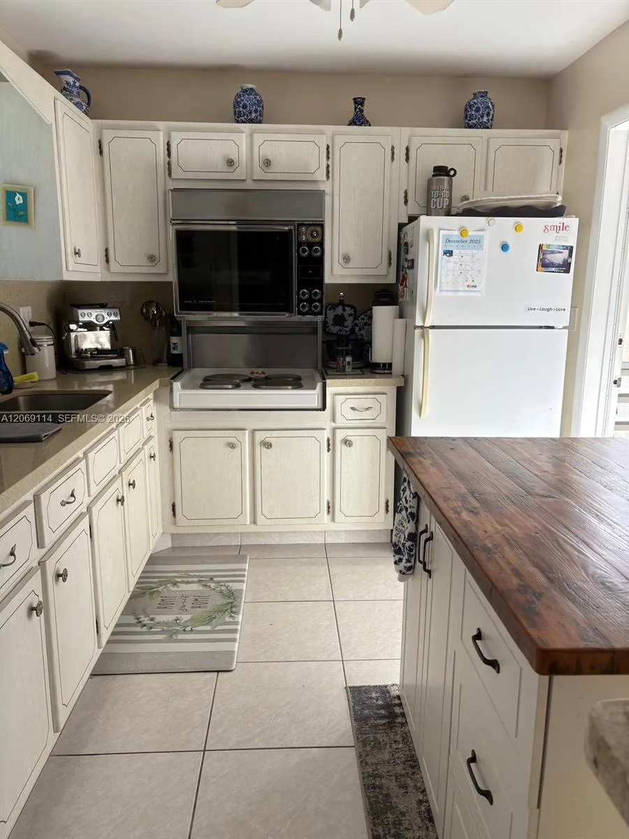 5300 Washington St # C220, Hollywood, FL 33021 photo 9
