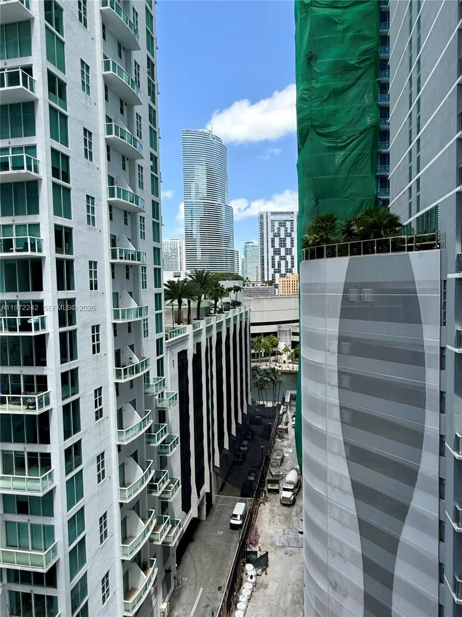 55 SE 6th St # 1201, Miami, FL 33131 photo 13