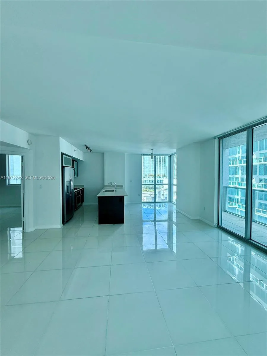 55 SE 6th St # 1201, Miami, FL 33131 photo 6