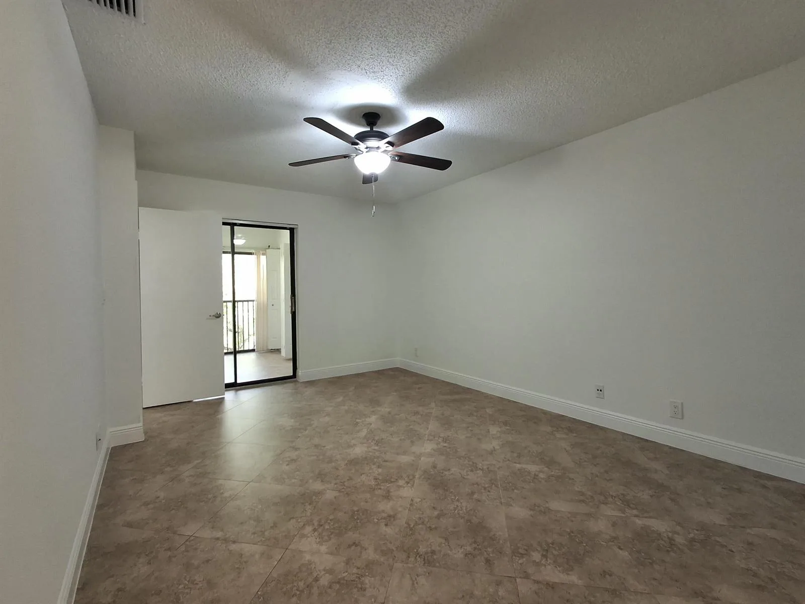 4017 CARAMBOLA Circle N # 2994, Coconut Creek, FL 33066 photo 8