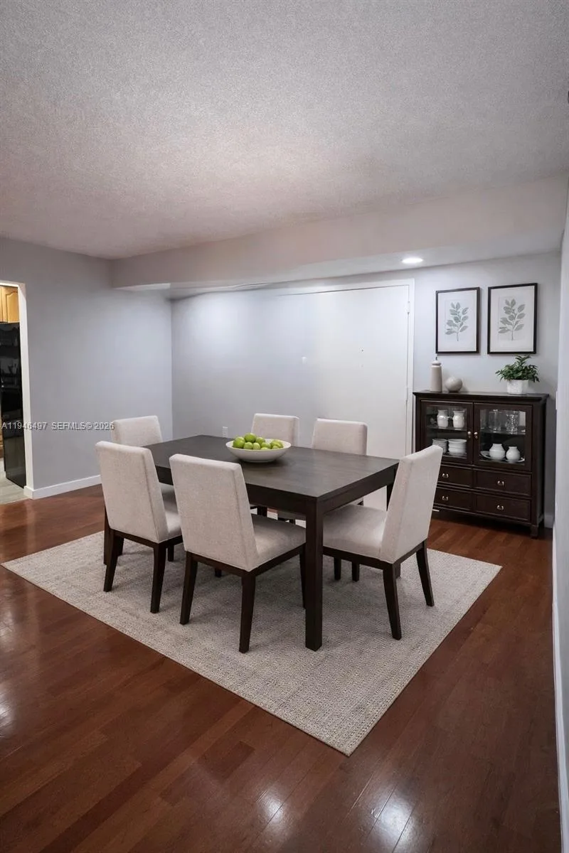 911 E Ponce De Leon Blvd # 403, Coral Gables, FL 33134
