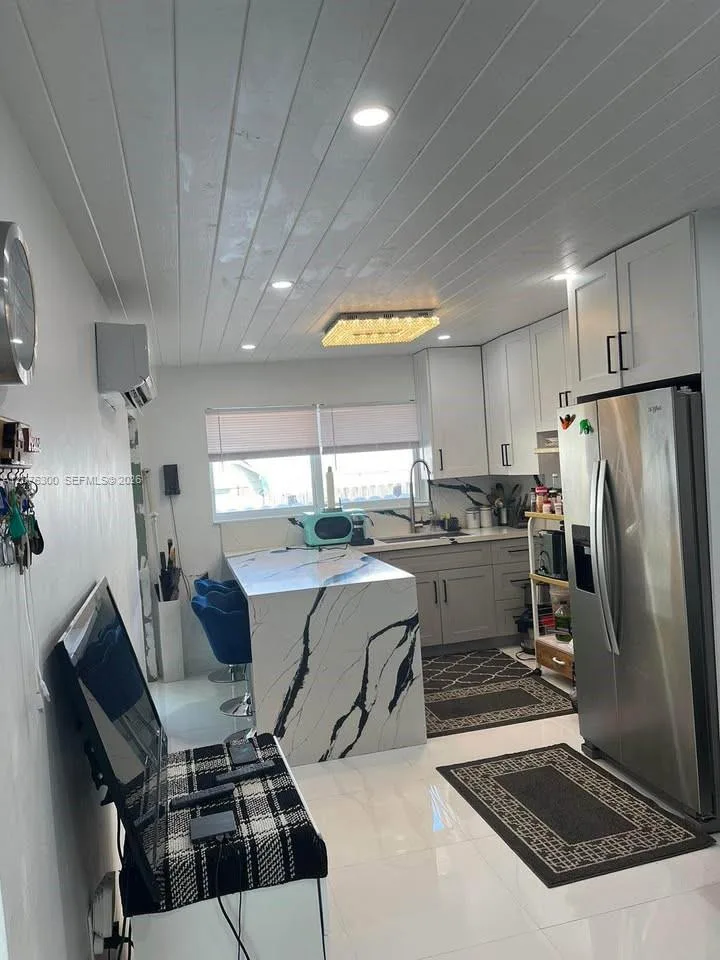 350 W 16th St, Hialeah, FL 33010 photo 7
