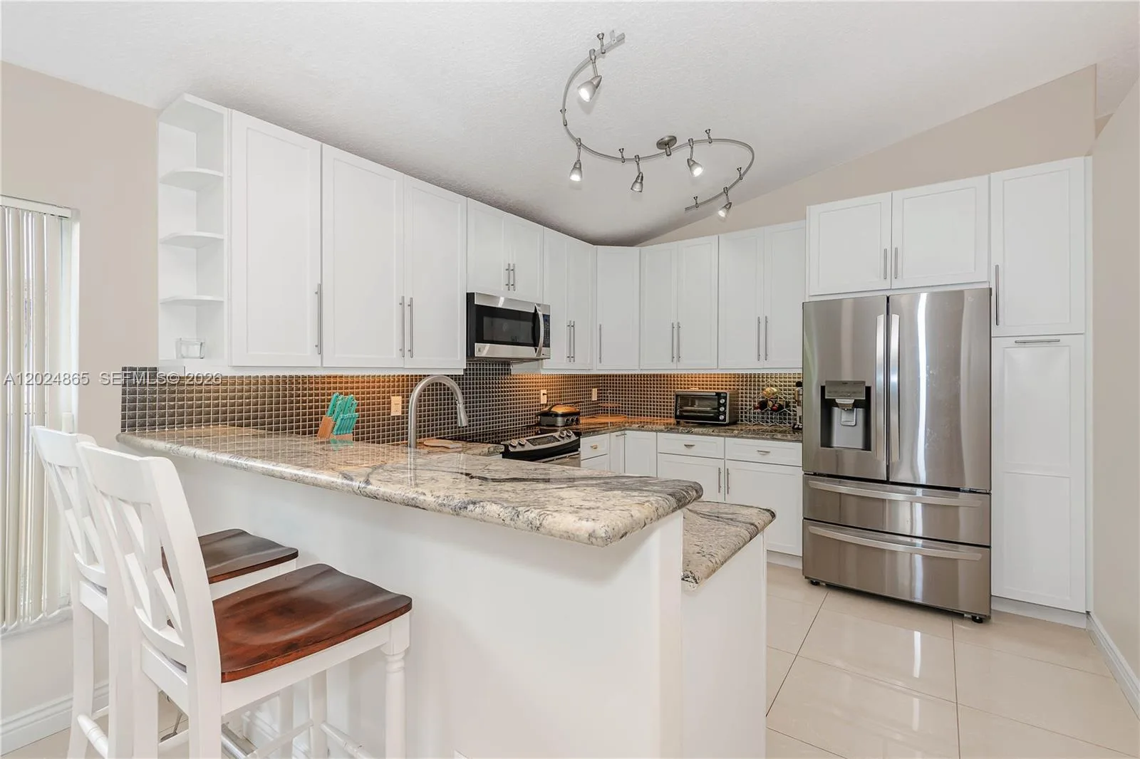 16269 SW 6th St, Pembroke Pines, FL 33027 photo 10