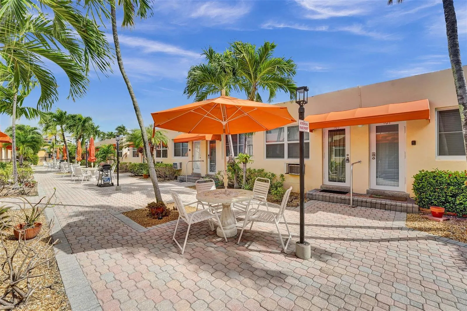 329 Connecticut Street # 107, Hollywood, FL 33019 photo 3