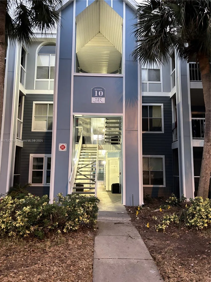 727 Sugar Bay Way # 203, Other City - In The State Of Florida, FL 32746
