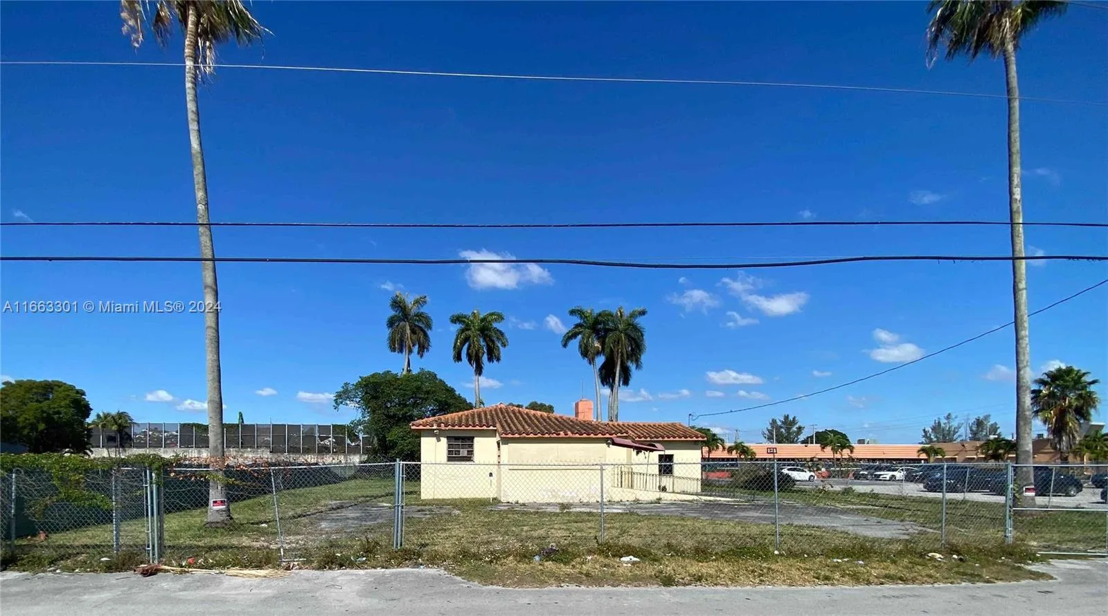 13400 Alexandria Dr, Opa-Locka, FL 33054
