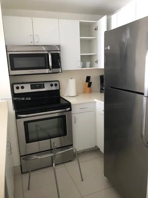 185 SE 14th Ter # 2211, Miami, FL 33131 photo 3