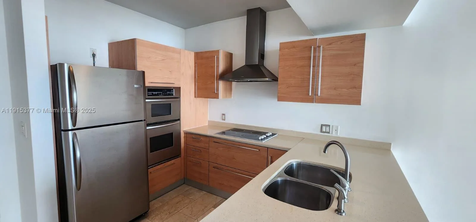 218 SE 14th St # 1904, Miami, FL 33131 photo 4