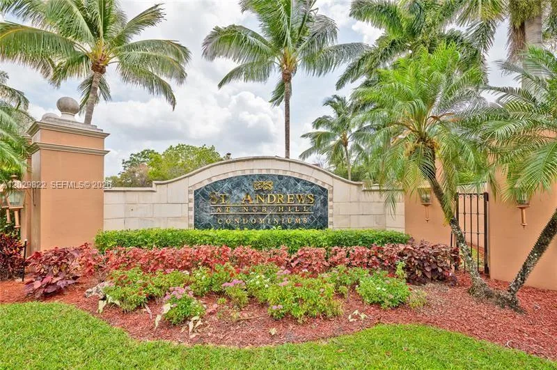 7980 N Nob Hill Rd # 207, Tamarac, FL 33321