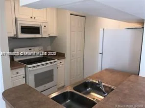 17125 N Bay Rd # 3601, Sunny Isles Beach, FL 33160 photo 7