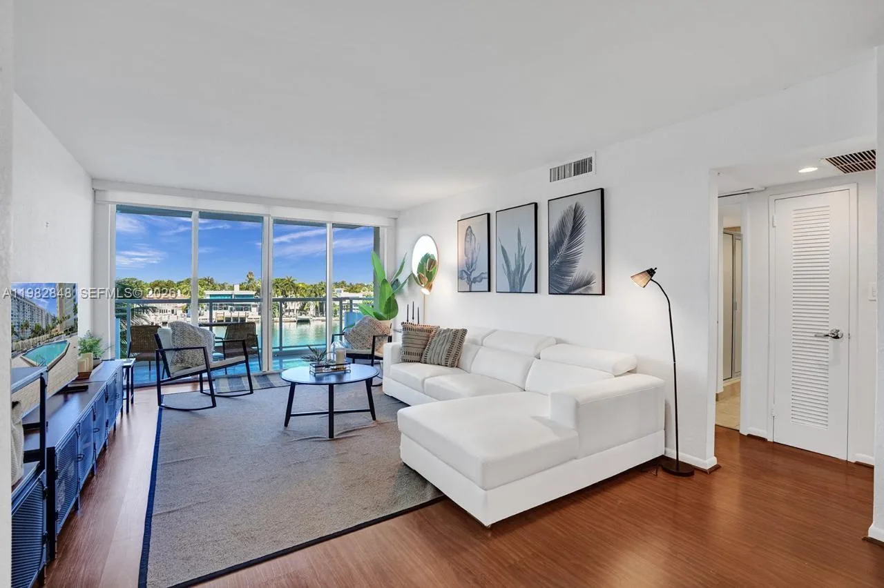 5600 Collins Ave # 5R, Miami Beach, FL 33140 photo 12
