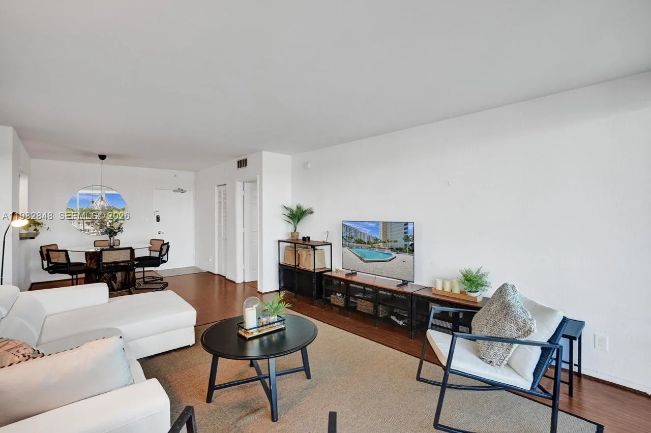 5600 Collins Ave # 5R, Miami Beach, FL 33140 photo 8