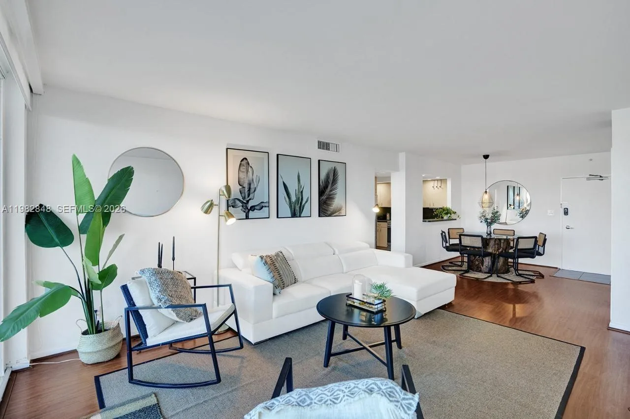 5600 Collins Ave # 5R, Miami Beach, FL 33140 photo 9