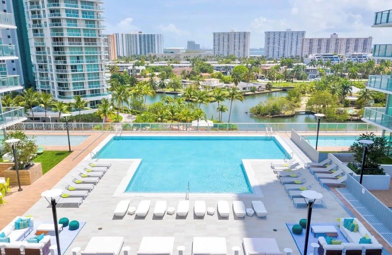 330 Sunny Isles Blvd # 5-2002, Sunny Isles Beach, FL 33160 photo 3