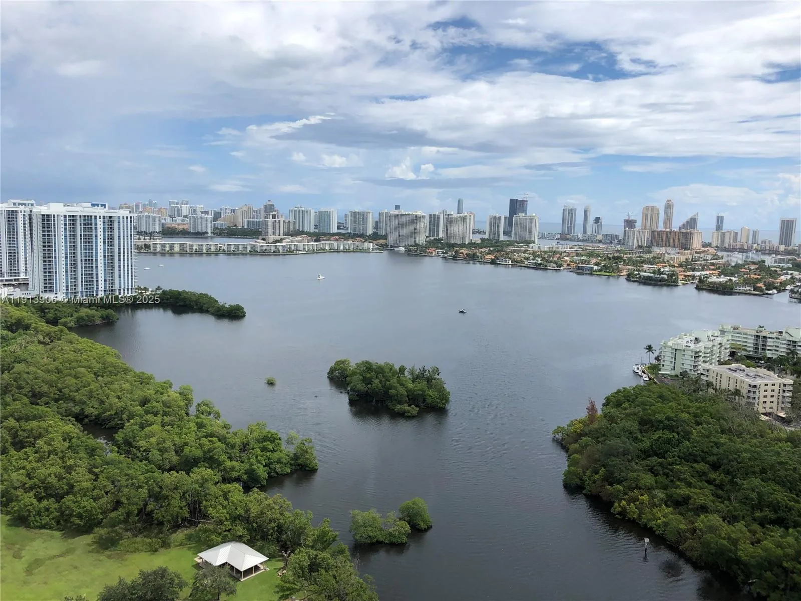 16385 Biscayne Blvd # 3003, North Miami Beach, FL 33160 photo 8