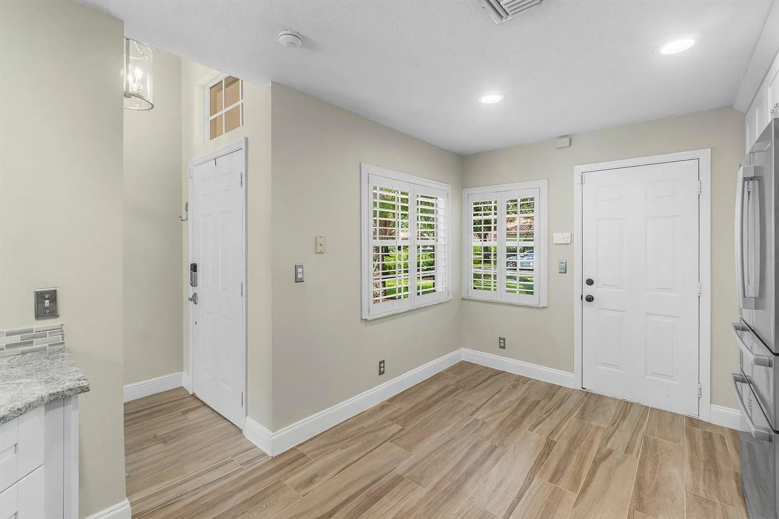 1215 E LANCEWOOD Place, Delray Beach, FL 33445 photo 8