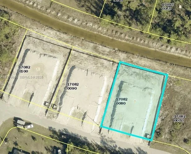 1938 Victor Ln, Lehigh Acres, FL 33972 photo 6