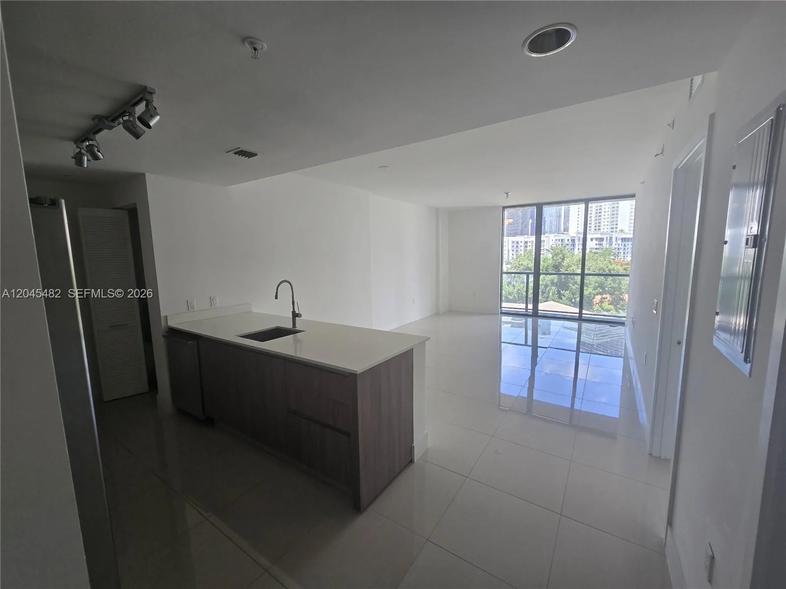 201 SW 17th Rd # 611, Miami, FL 33129 photo 8