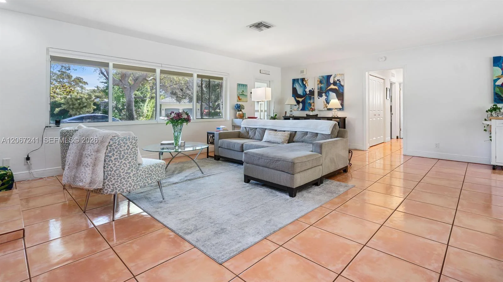 2549 NE 27th Ave, Fort Lauderdale, FL 33305 photo 3