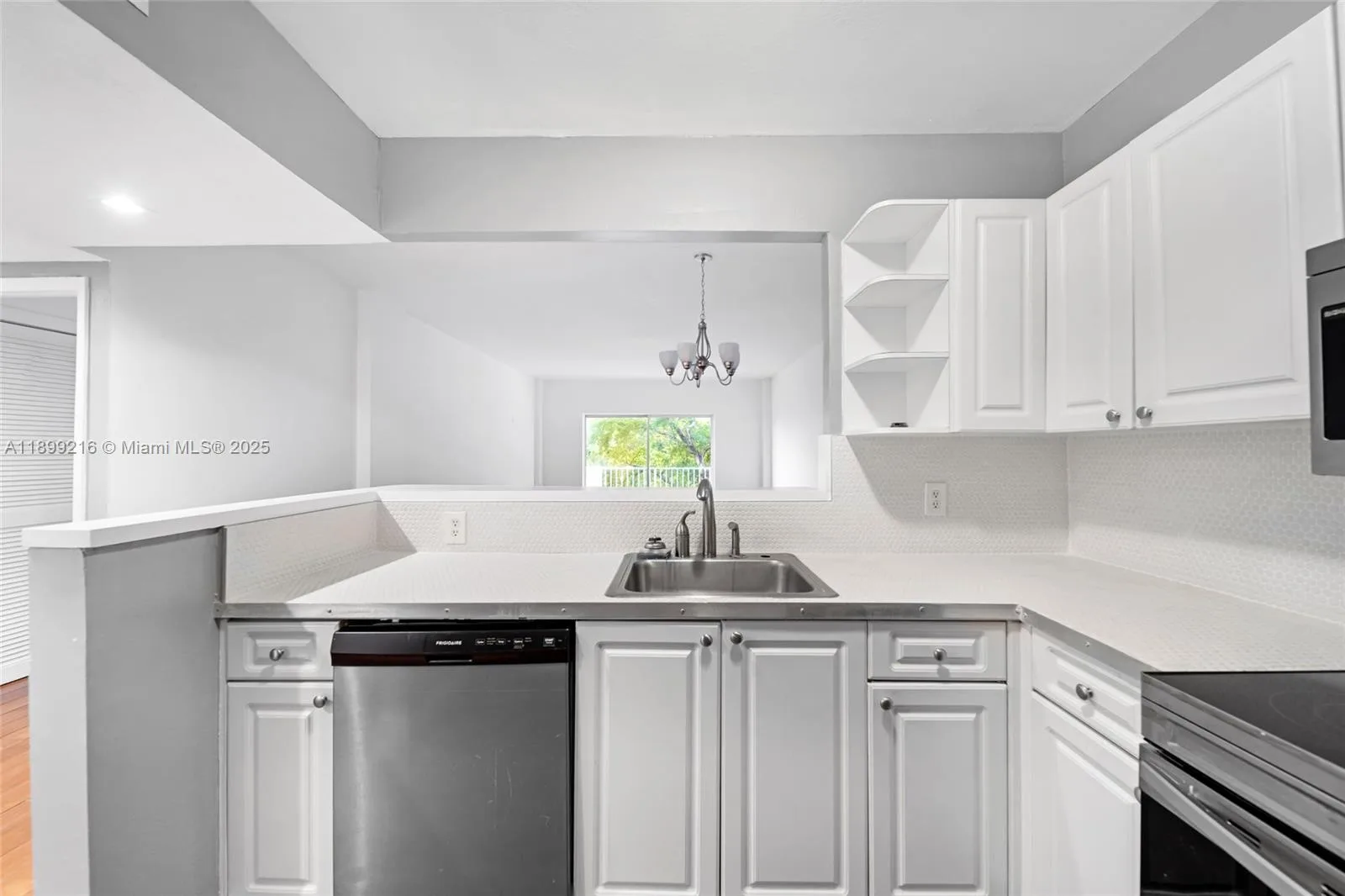 1455 N Treasure Dr # 3K, North Bay Village, FL 33141