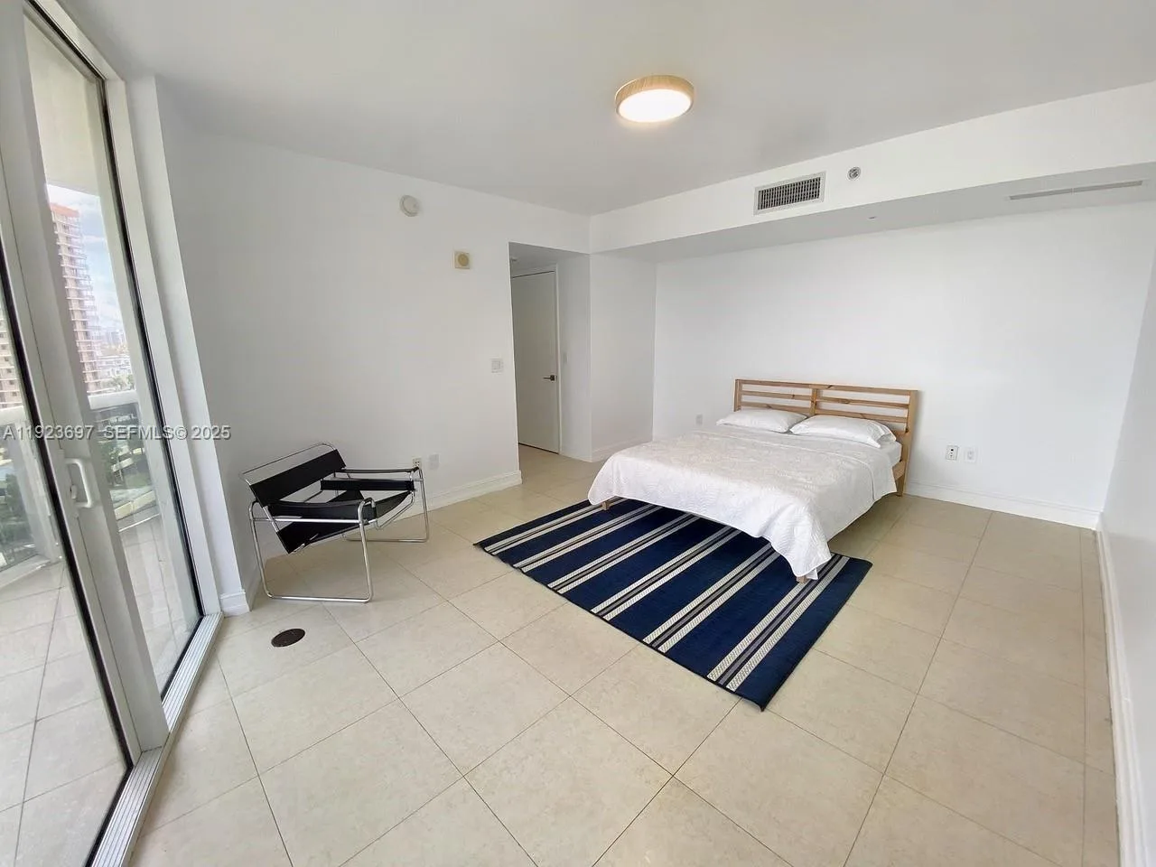 17201 Collins Ave # 1009, Sunny Isles Beach, FL 33160 photo 12