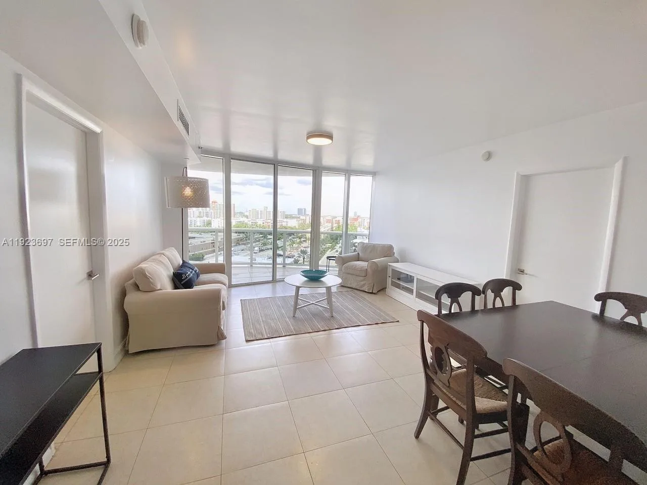 17201 Collins Ave # 1009, Sunny Isles Beach, FL 33160 photo 4