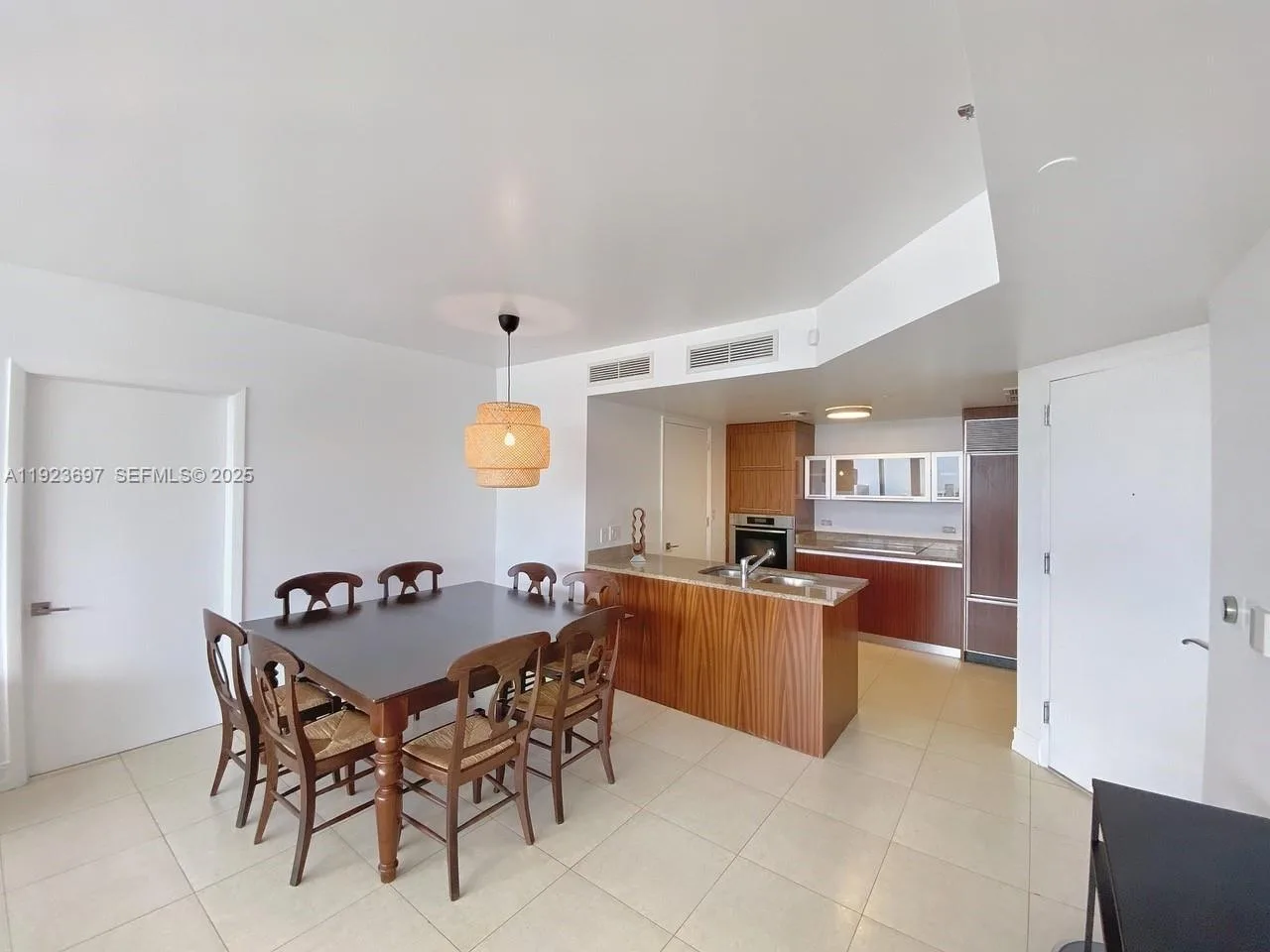 17201 Collins Ave # 1009, Sunny Isles Beach, FL 33160 photo 5