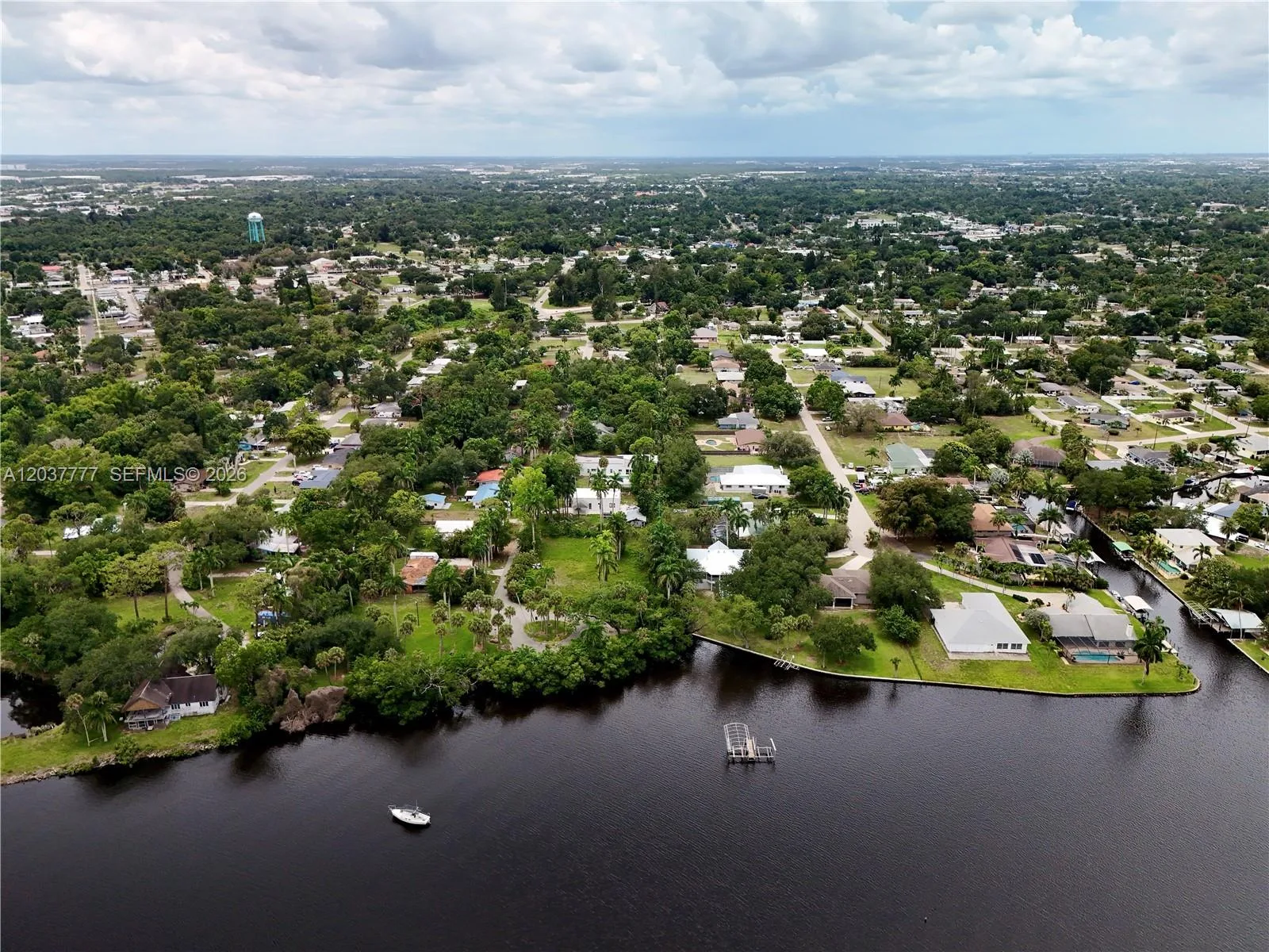 304 ROYAL PALM PARK RD, Fort Myers, FL 33905 photo 5