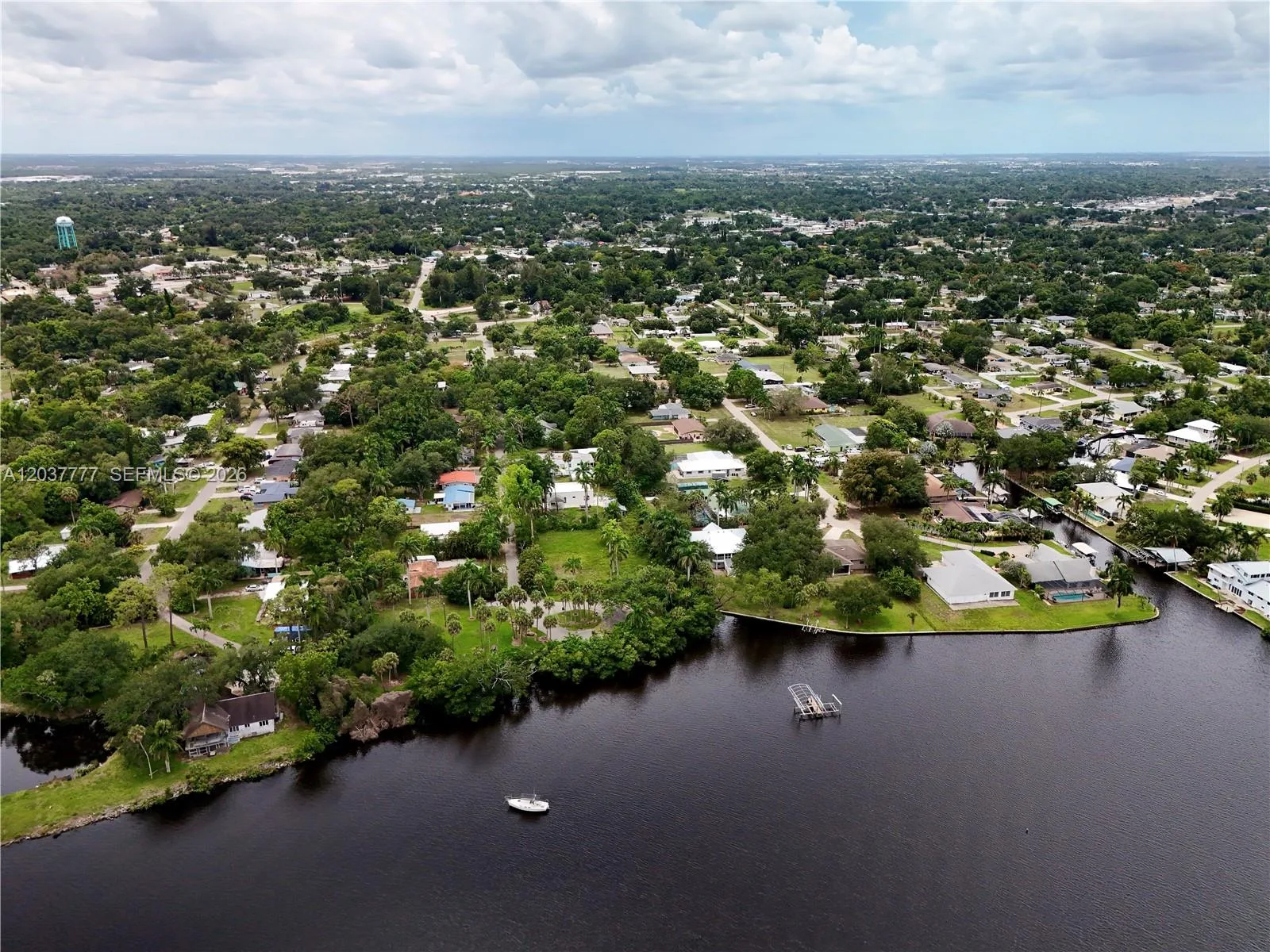 304 ROYAL PALM PARK RD, Fort Myers, FL 33905 photo 8