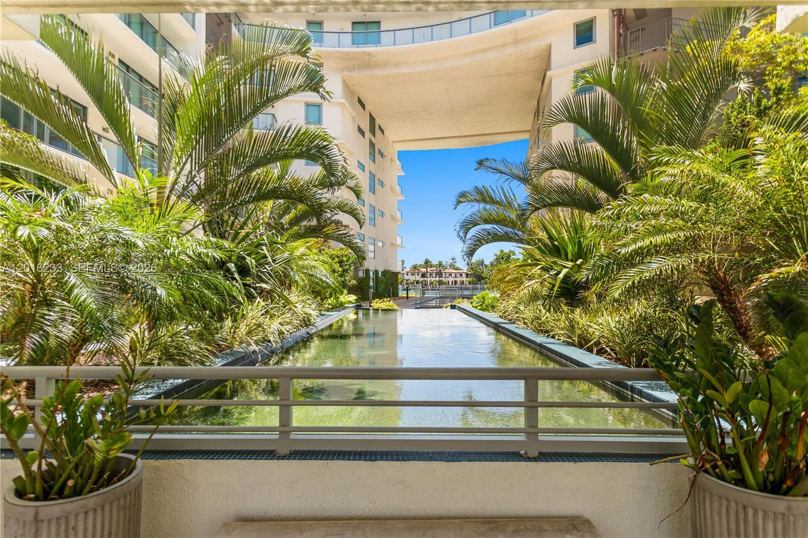 6620 Indian Creek Dr # 214, Miami Beach, FL 33141