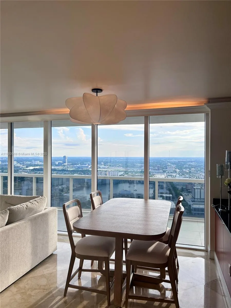 1830 S Ocean Dr # 4106, Hallandale Beach, FL 33009 photo 2