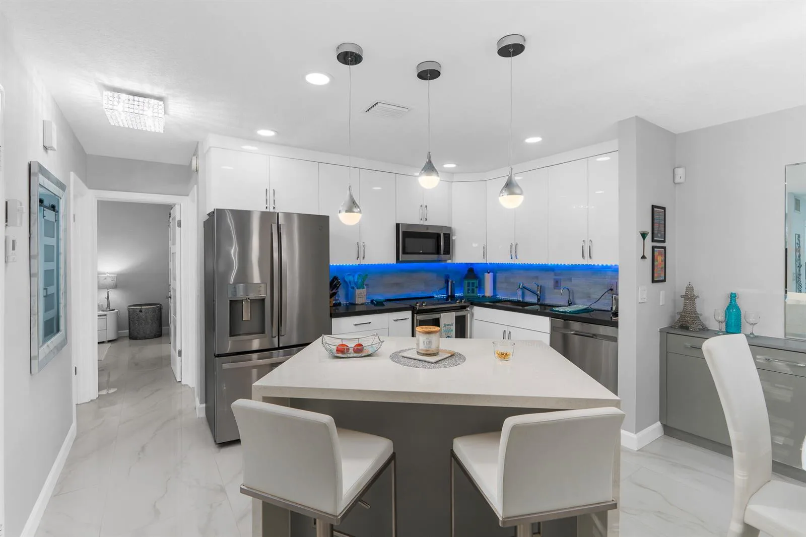 130 CYPRESS CLUB Drive # 306, Pompano Beach, FL 33060