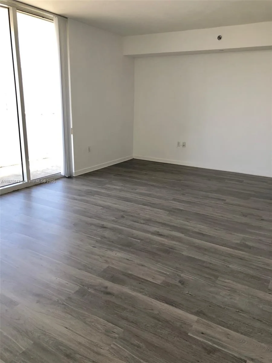 50 Biscayne Blvd # 3809, Miami, FL 33132 photo 5
