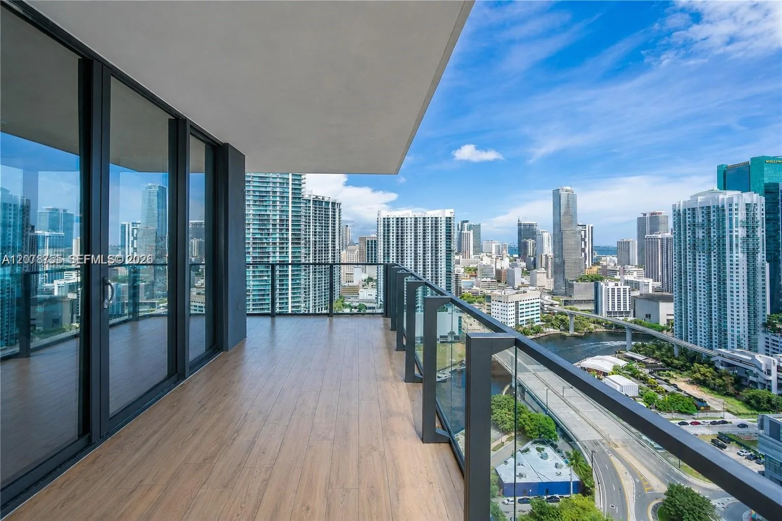 88 SW 7th St # 1511, Miami, FL 33130 photo 5