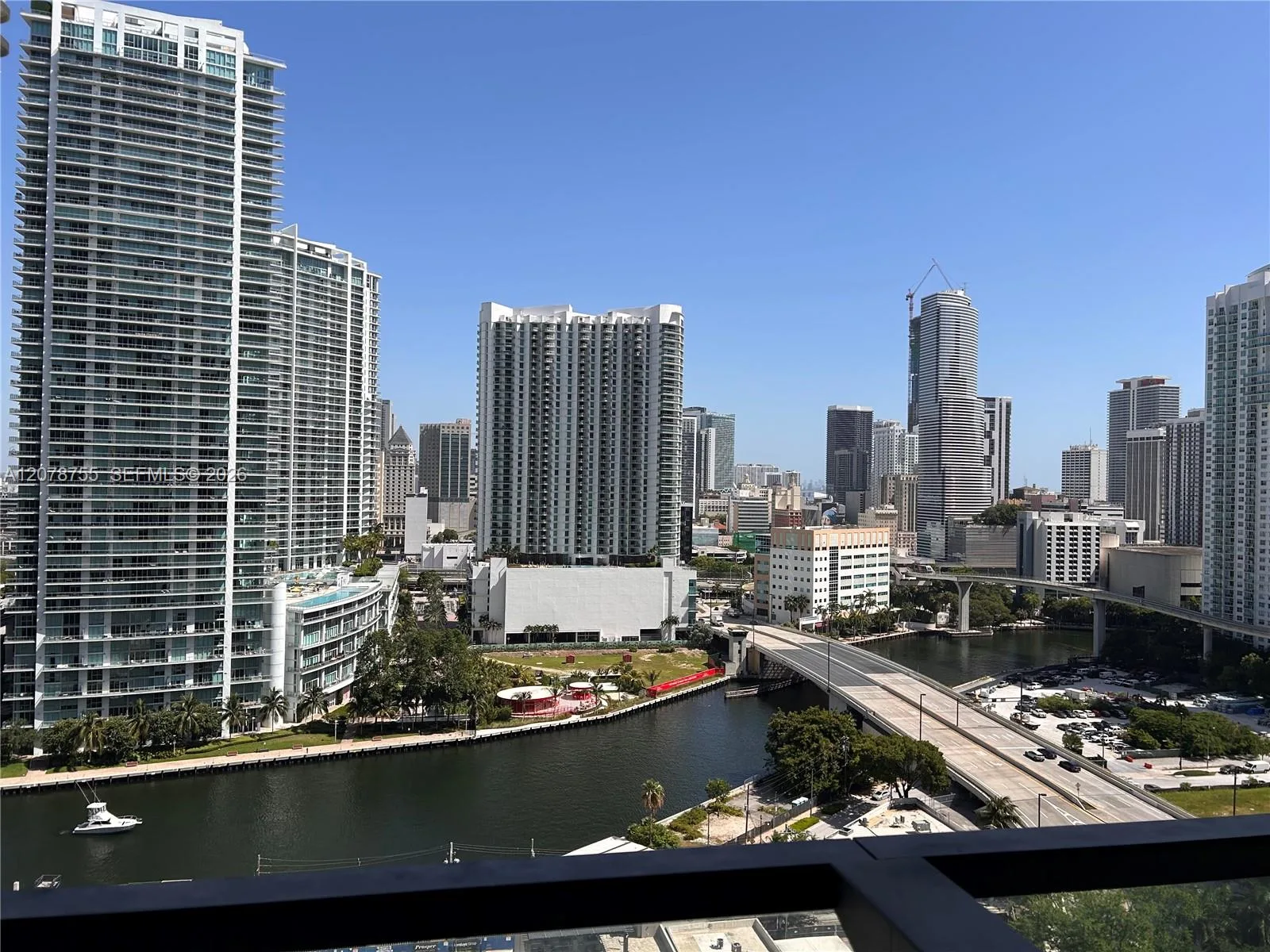 88 SW 7th St # 1511, Miami, FL 33130 photo 7