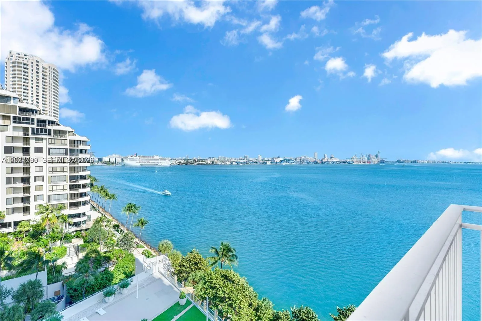 770 Claughton Island Dr # 1113, Miami, FL 33131