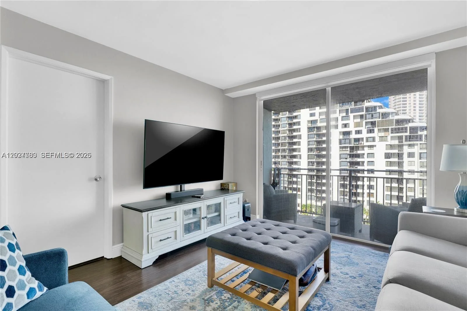770 Claughton Island Dr # 1113, Miami, FL 33131 photo 4