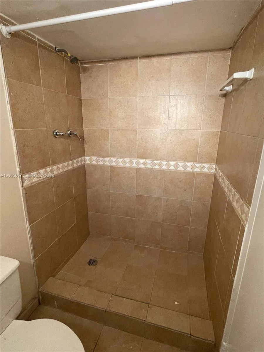 1800 Sans Souci Blvd # 107, North Miami, FL 33181 photo 10