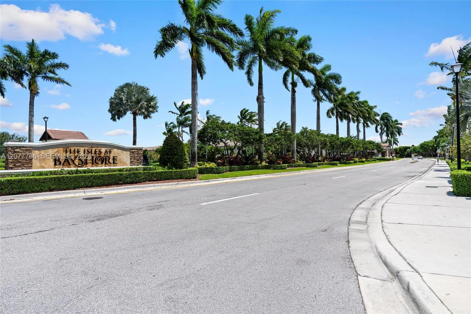 22505 SW 94th Pl, Cutler Bay, FL 33190 photo 4