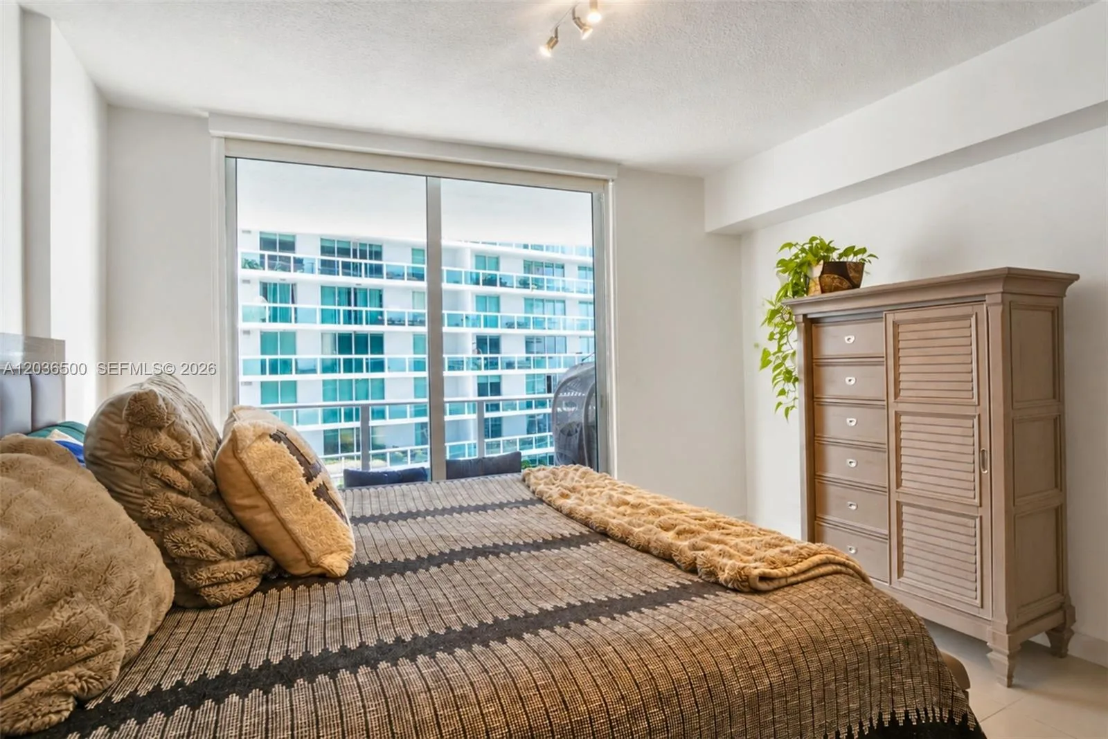 488 NE 18th St # 3007, Miami, FL 33132 photo 11